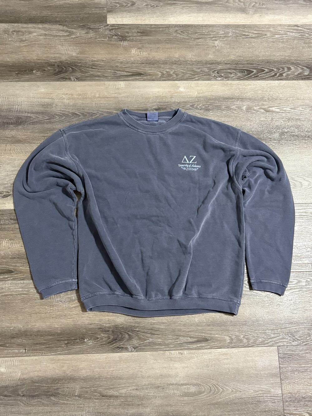 Comfort Colors 2009 University Of Alabama Delta Zeta Frat Crewneck - Men’s XL